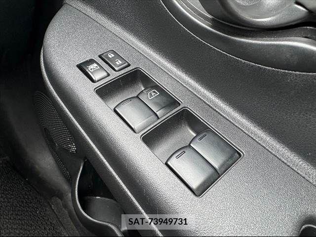 Nissan MARCH 2012-10 276225-23