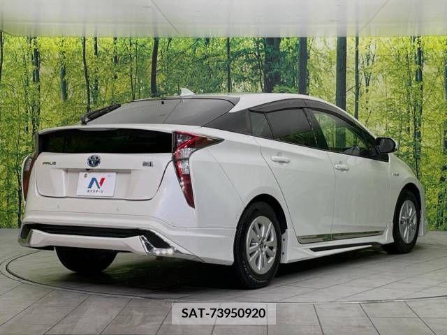 Toyota PRIUS 2018-11 218666-17