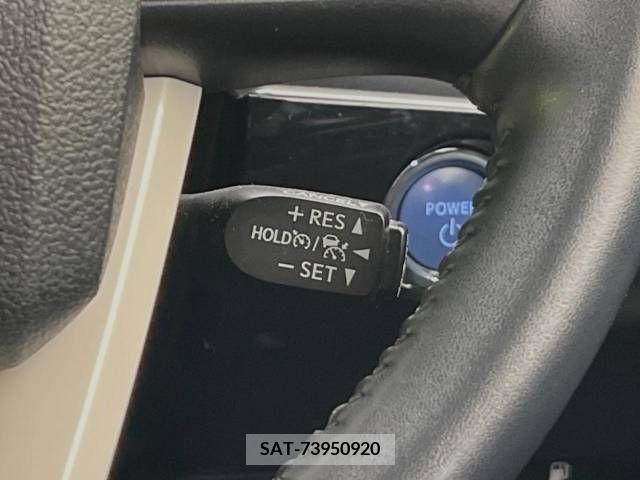 Toyota PRIUS 2018-11 218666-5