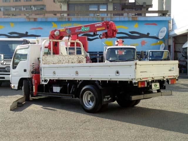Isuzu ELF TRUCK 2014-10 184255-1