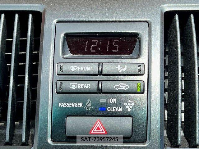 Toyota SAI 2011-10 300572-14