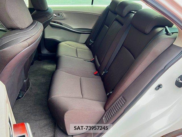 Toyota SAI 2011-10 300572-18