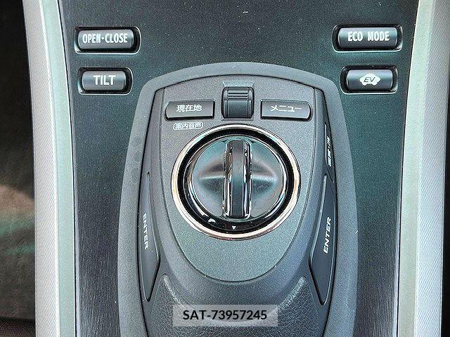Toyota SAI 2011-10 300572-11