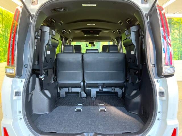 Toyota NOAH 2019-05 180412-11