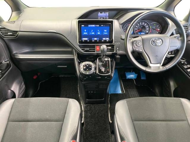 Toyota NOAH 2019-05 180412-1