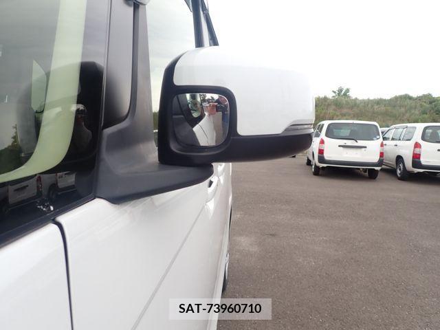 Honda N BOX 2019-03 375554-3