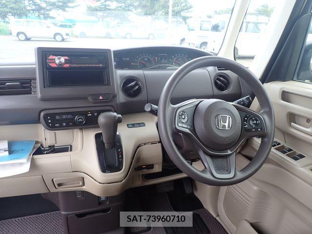 Honda N BOX 2019-03 375554-1