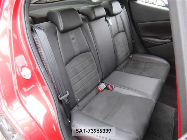 Mazda DEMIO 2018-06 301901-12