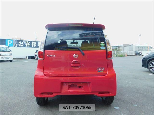 Nissan DAYZ 2014-09 204757-3