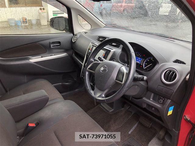 Nissan DAYZ 2014-09 204757-12