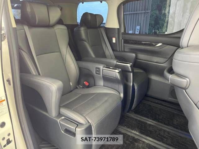 Toyota ALPHARD 2021-04 261258-10