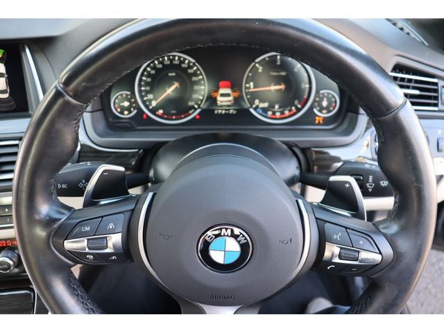 Bmw 5 SERIES 2016-01 14026-14