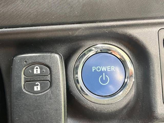 Toyota AQUA 2017-06 8790-6