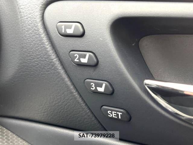 Lexus IS 2015-08 354960-6