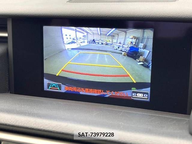 Lexus IS 2015-08 354960-4