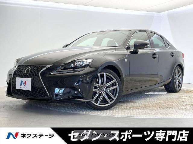 Lexus IS 2015-08 354960-0