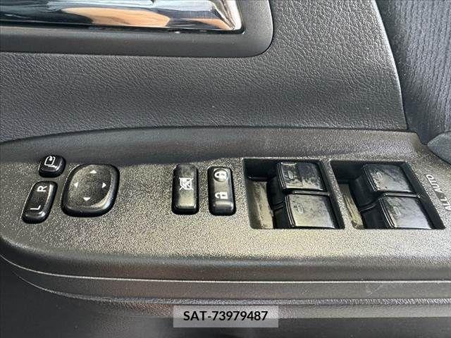 Toyota VELLFIRE 2010-11 384897-28