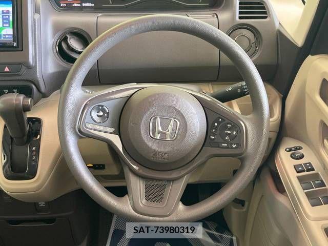 Honda N BOX 2018-07 278449-11