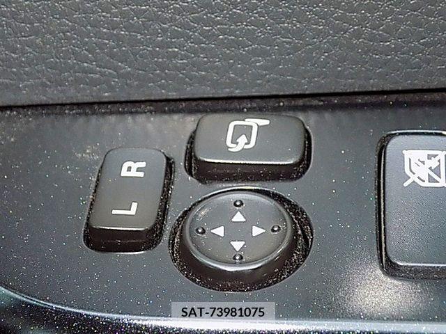 Suzuki WAGON R 2012-06 383851-16