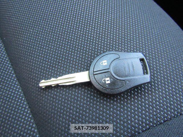 Nissan JUKE 2013-04 373702-10