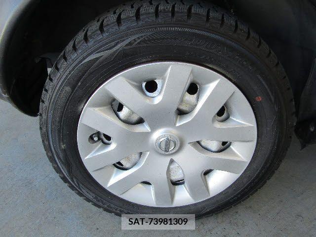 Nissan JUKE 2013-04 373702-26