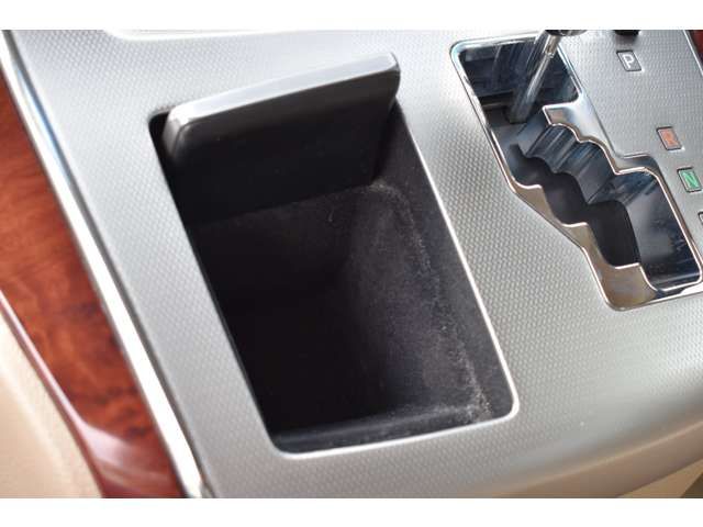 Toyota VELLFIRE 2011-01 18790-9