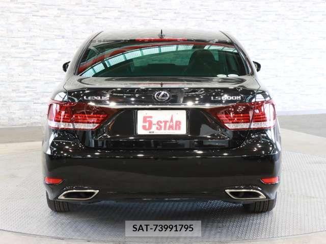 Lexus LS 2015-03 275547-12