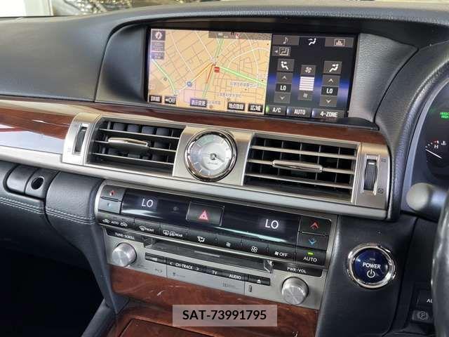 Lexus LS 2015-03 275547-19