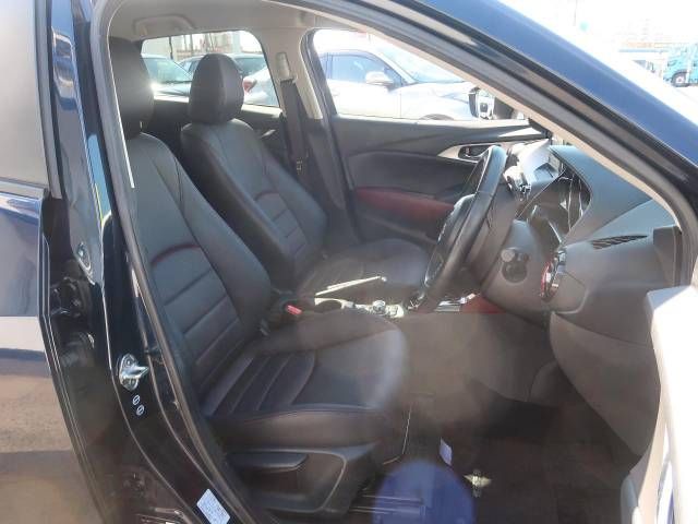 Mazda CX-3 2015-03 17911-8