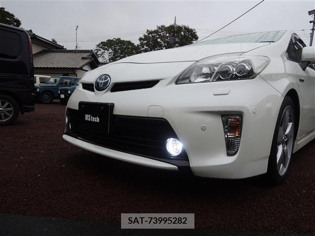 Toyota PRIUS 2012-08 322012-4