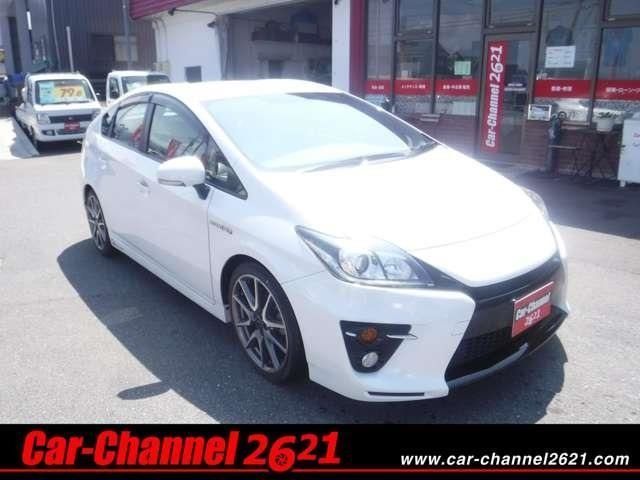 Toyota PRIUS 2013-02 6087-0