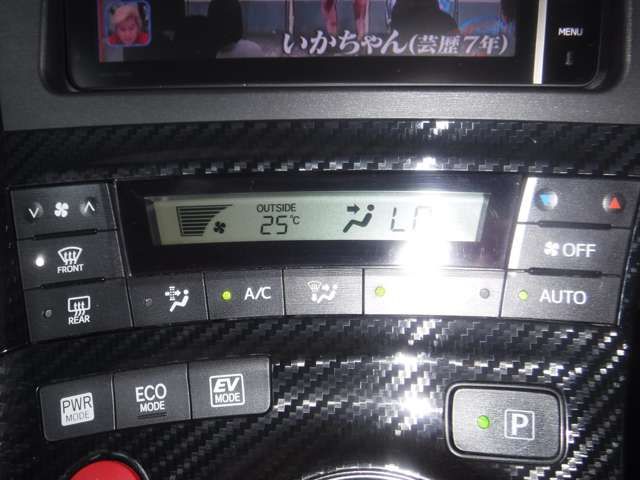 Toyota PRIUS 2013-02 6087-18