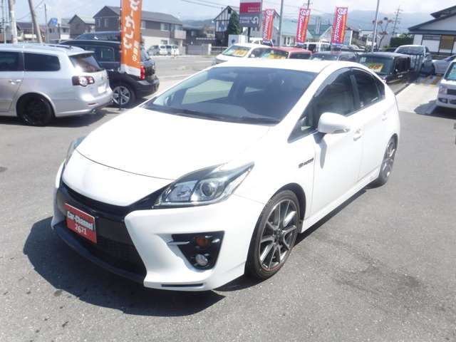 Toyota PRIUS 2013-02 6087-3
