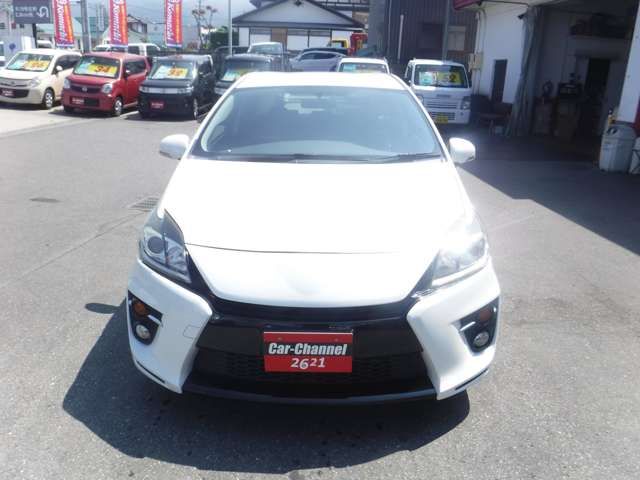 Toyota PRIUS 2013-02 6087-1