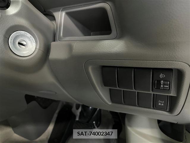 Suzuki EVERY 2018-02 301598-14