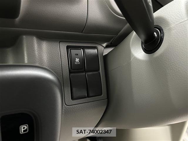 Suzuki EVERY 2018-02 301598-13
