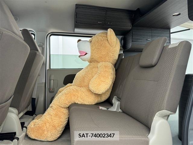 Suzuki EVERY 2018-02 301598-3