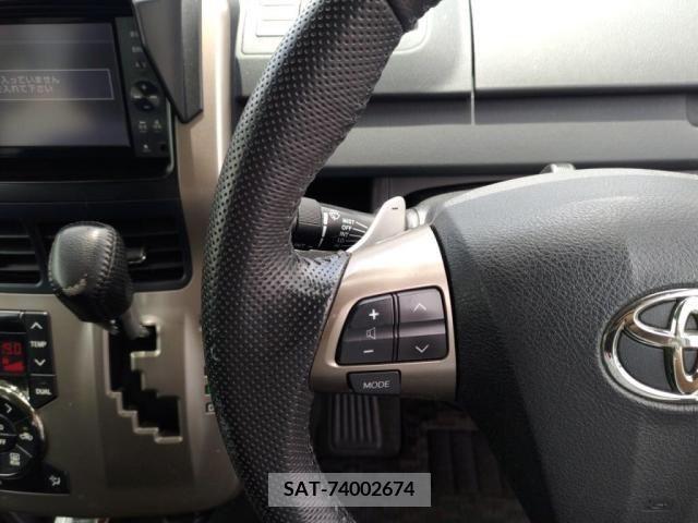 Toyota NOAH 2012-01 321325-16