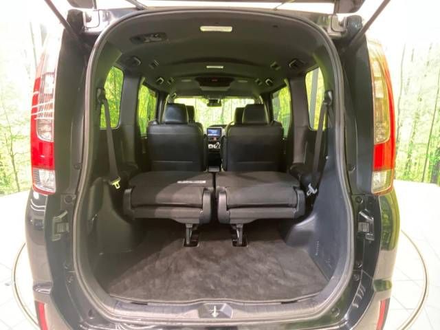 Toyota ESQUIRE 2016-11 192305-11