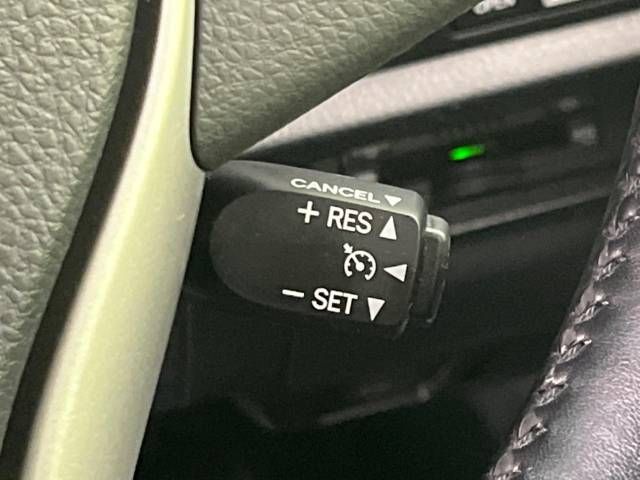 Toyota ESQUIRE 2016-11 192305-6
