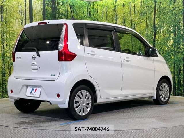 Nissan DAYZ 2015-09 257448-17