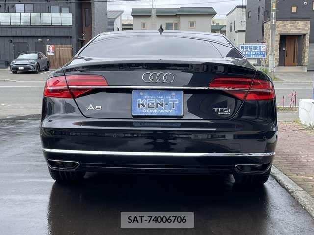Audi A8 2015-07 261163-4