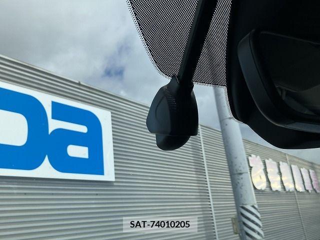 Mazda CX-30 2019-10 302100-13