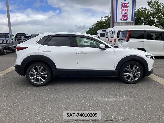 Mazda CX-30 2019-10 302100-4