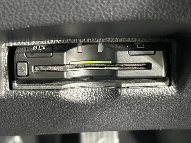 Toyota PRIUS 2016-10 19696-7