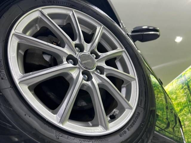 Toyota PRIUS 2016-10 19696-12