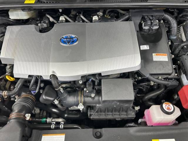 Toyota PRIUS 2016-10 19696-18
