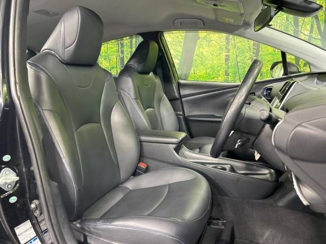 Toyota PRIUS 2016-10 19696-8