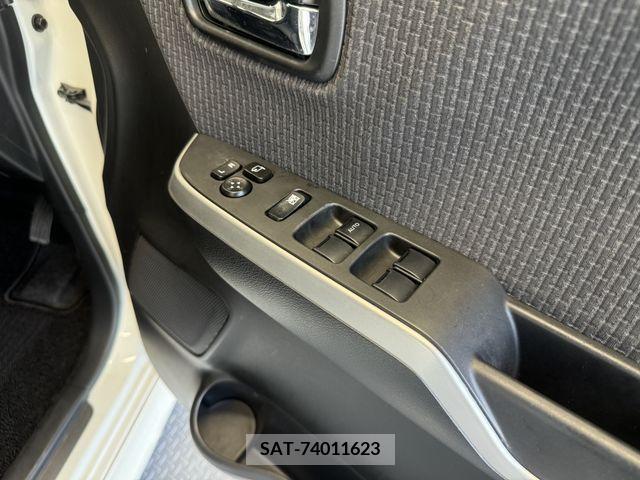 Suzuki SOLIO 2019-02 383054-13