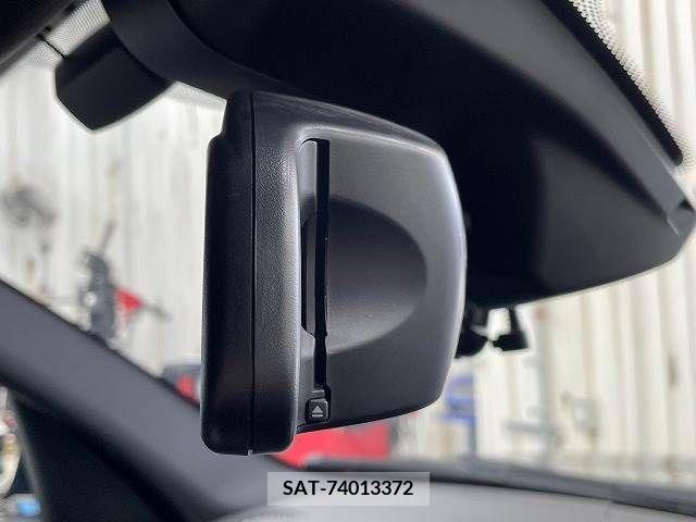 Bmw 1 SERIES 2017-12 318159-6